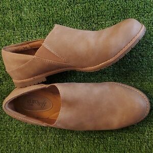 Sofft Euro Soft Shootie (boot/shoe) Suede Like with Elastic Sides for Comfort
